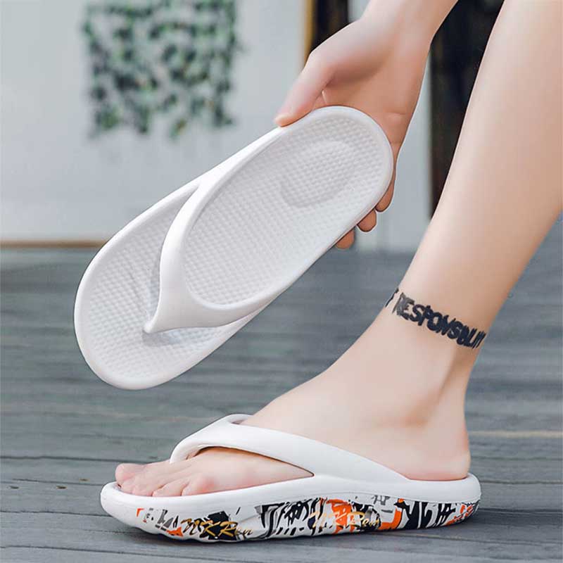 Summer Slippers Men's Flip Flops Thick Bottom Soft Bottom Home Non-slip Slippers Outdoor Beach