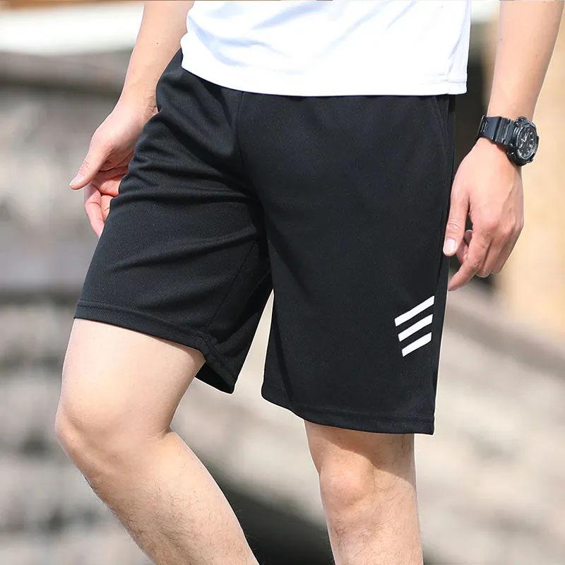 Men's sports shorts cool and comfortable breathable sweat-absorbing five-point pants summer quick-drying running fitness loose casual beach shorts