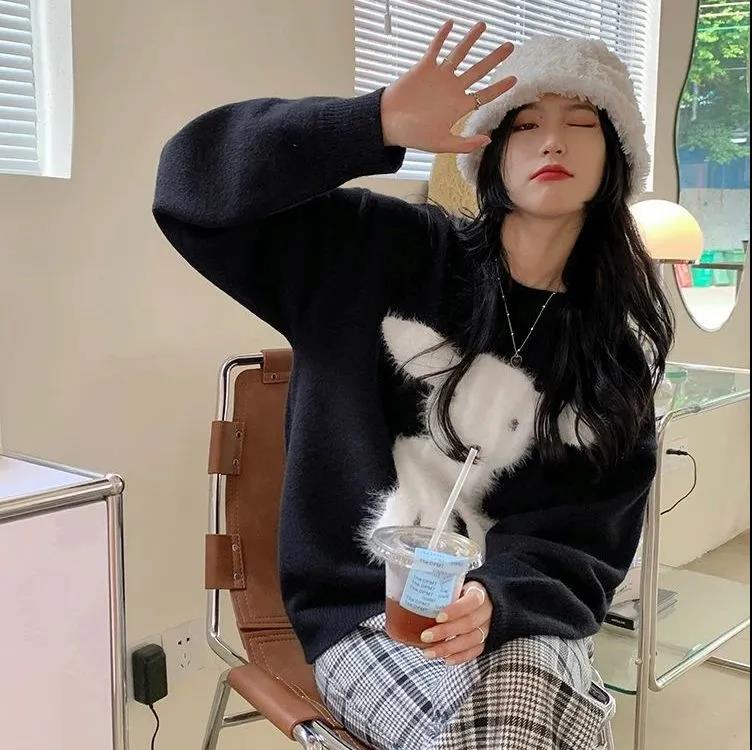 Lazy Blue Women's Crew Neck Pullover Mid Length Sweater Lamb Print Long Sleeve Knit Sweater