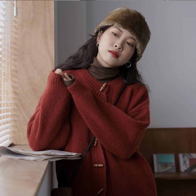 Retro Red Horn Buckle New Autumn and Winter Sweater Women's Knitted Cardigan Jacket Women Loose Outer Wear Korean Version of All-match