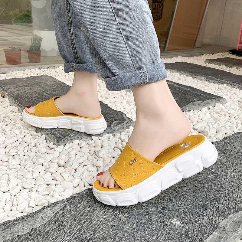 Size35-40 Summer Women Leather Slippers Bohemian Beach Waterproof Slippers Wedge Platform Crystal Letter Sandals Outdoor High Heels