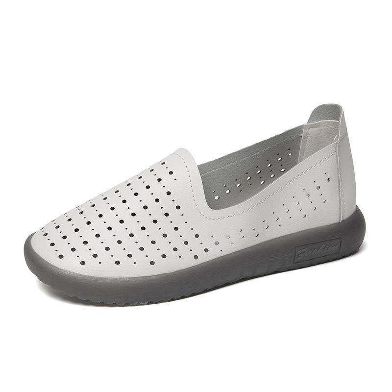 Women's Soft-soled Hole Shoes Hollow Breathable Flat-soled Shoes One-footed Lazy Peas Women's Loafers Comfortable and Breathable
