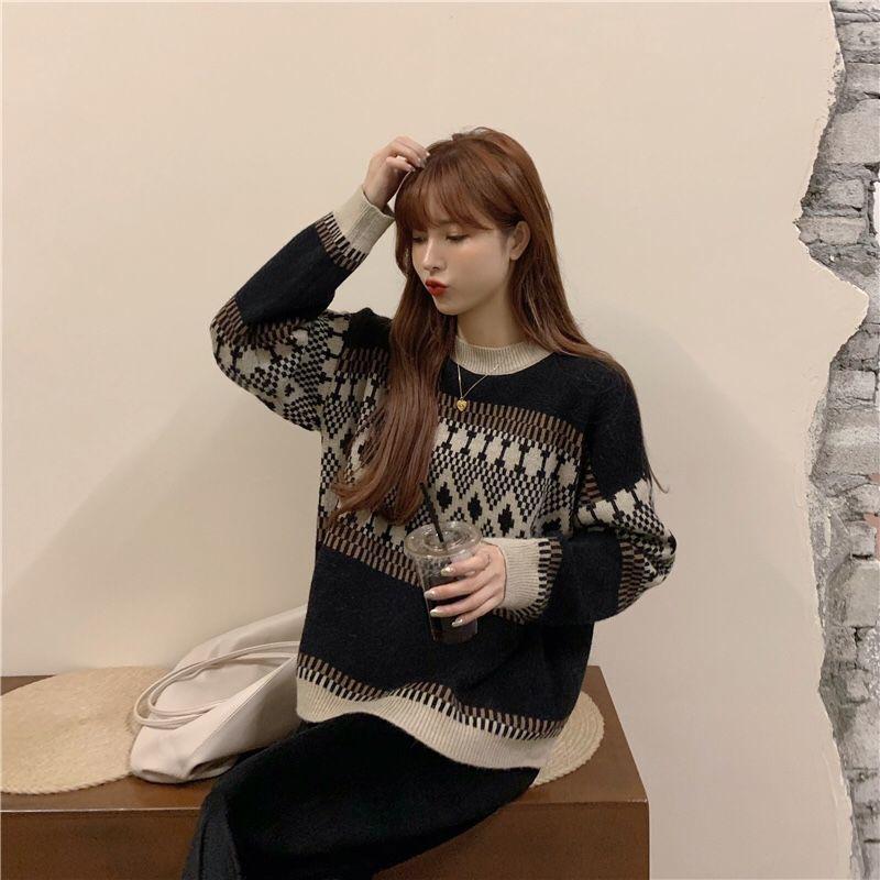 Sweater Autumn  Winter Loose Long-sleeved Women's Fashion Retro Round Neck Casual Padded Pullover Knitted Top