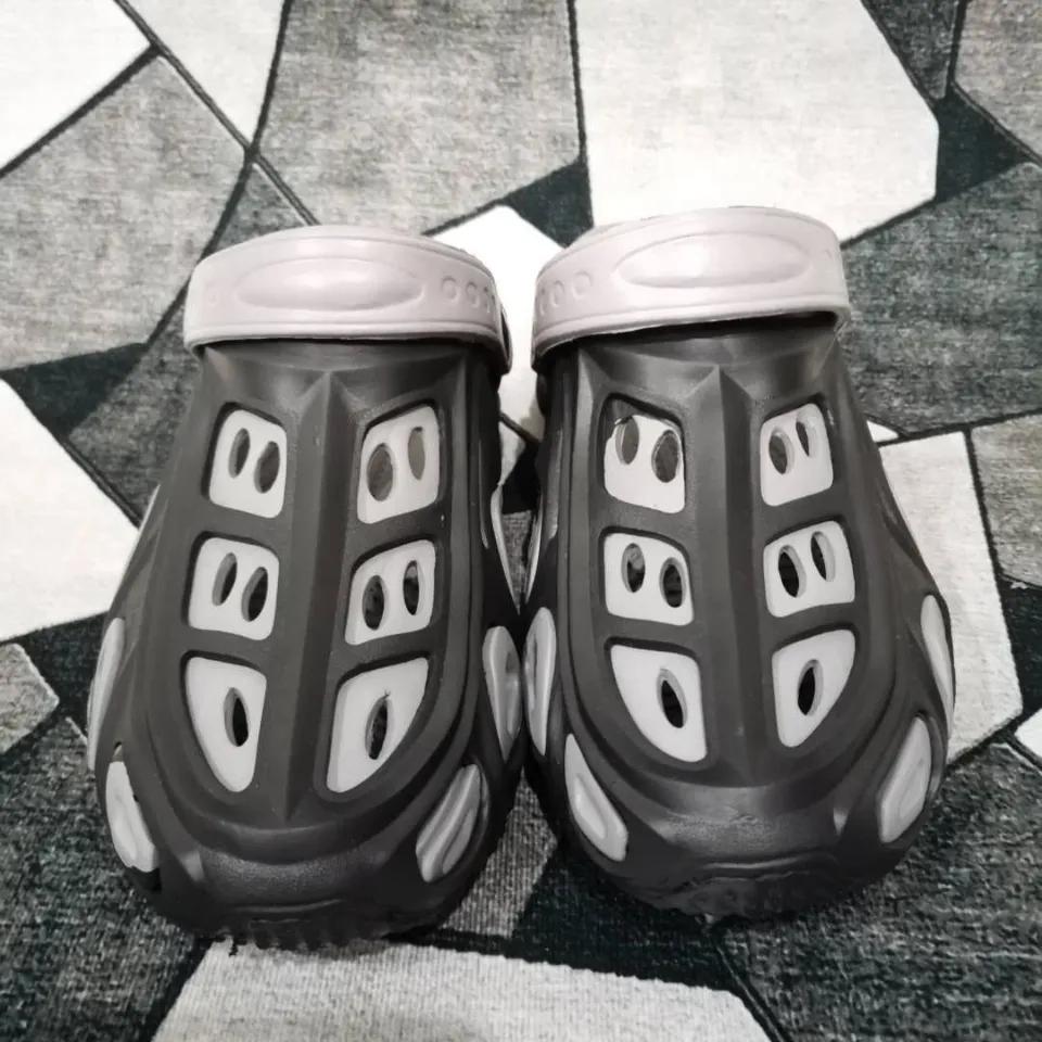 Men's Daily Non-slip Hollow Hole Shoes Outdoor Leisure Beach Sandals Sports Slippers Summer Bathroom Flip Flops