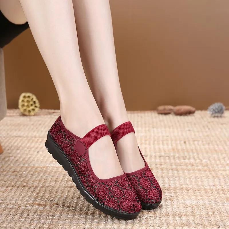 Female Spring Solid Color Soft Sole Flat Hollow Out Shoes Women's Summer Large Size Breathable Mesh Shoes