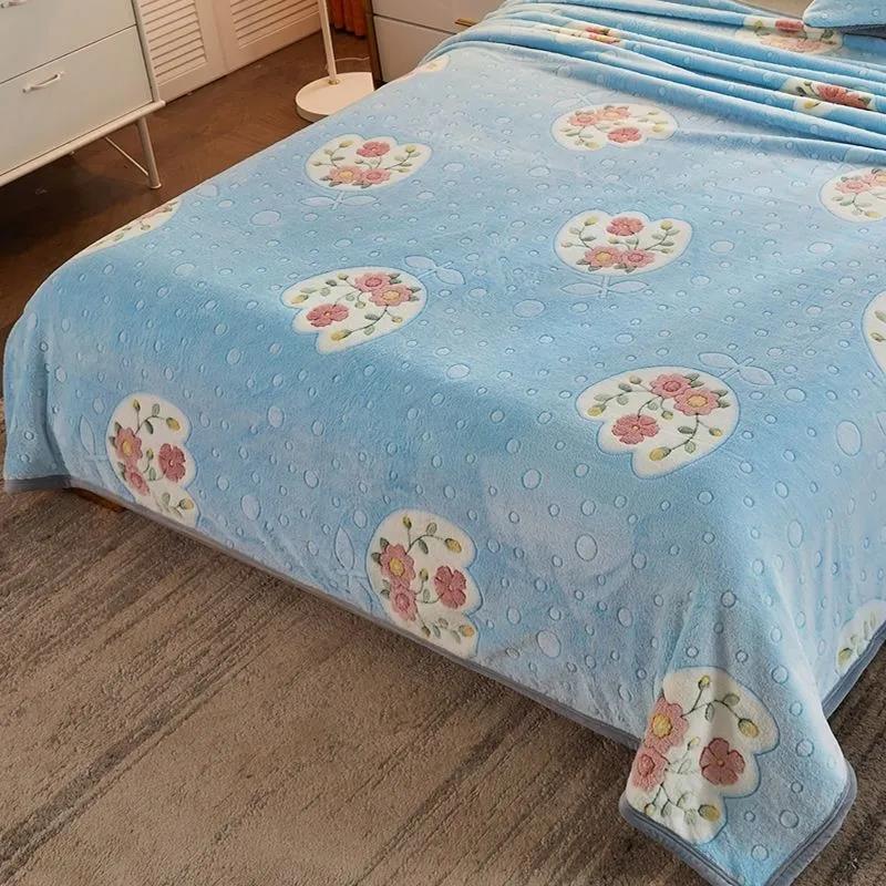 Blanket Thicken Warm Coral Fleece One-piece Single Double Quilt Blanket Winter Bedroom Nap Blanket Student Dormitory Plush Quilt