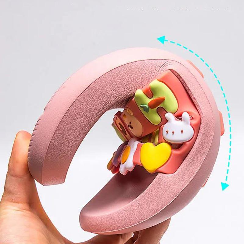 Slippers Women Summer Outdoor Wear Cartoon Fashion Versatile Household Non-slip Deodorant Soft Bottom Couple Sandals and Slippers