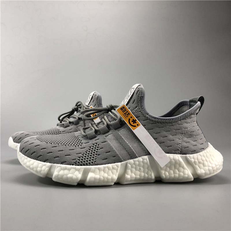 Summer 2021 New Ultra-light Breathable Men's Grid Shoes Soft Sole Men's Sports Shoes