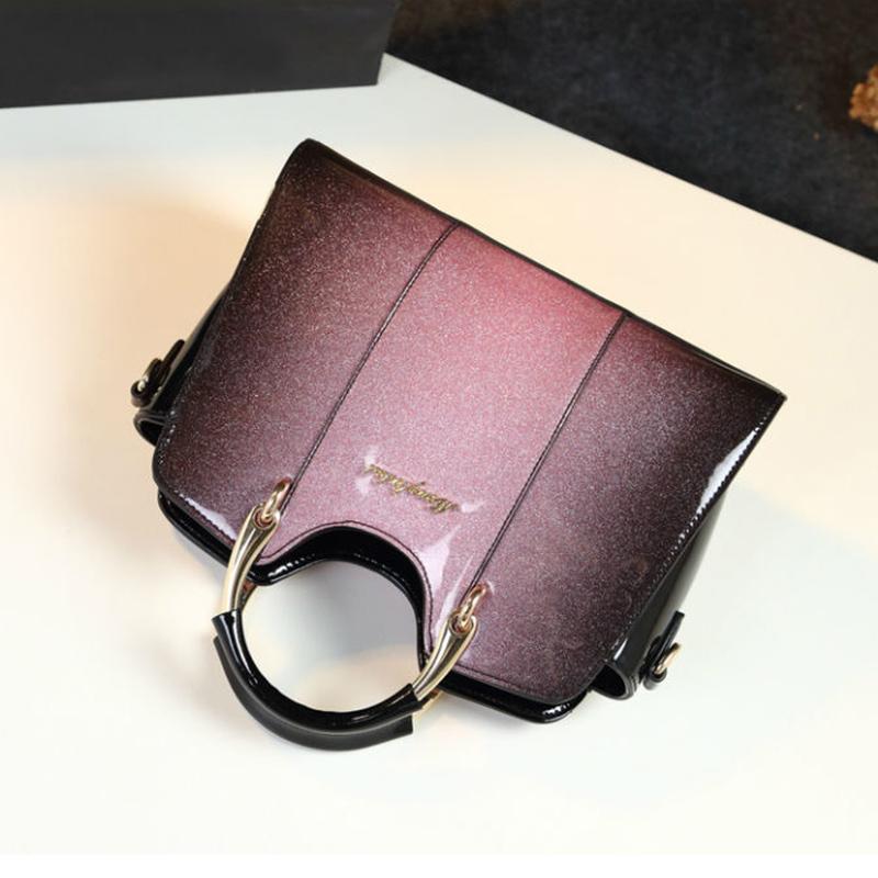 Fashion Wild Messenger Bag Female Bag with Diamond Package Atmosphere Ladies Bag Shoulder Bag