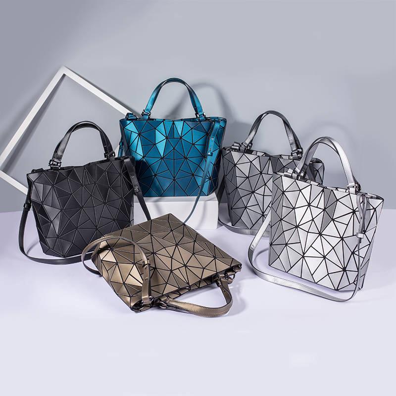 Luxury Geometric Rhombic Female Handbag Fashion Luminous Folding Designer Shoulder Bags for Women