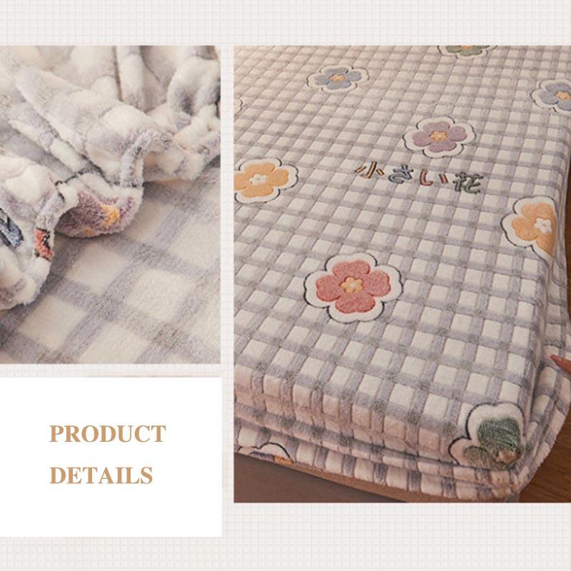 Winter Double-sided Snowflave Bed Pillow Set Three-piece Plus Thick Warm Plush Anti-skating Sheet