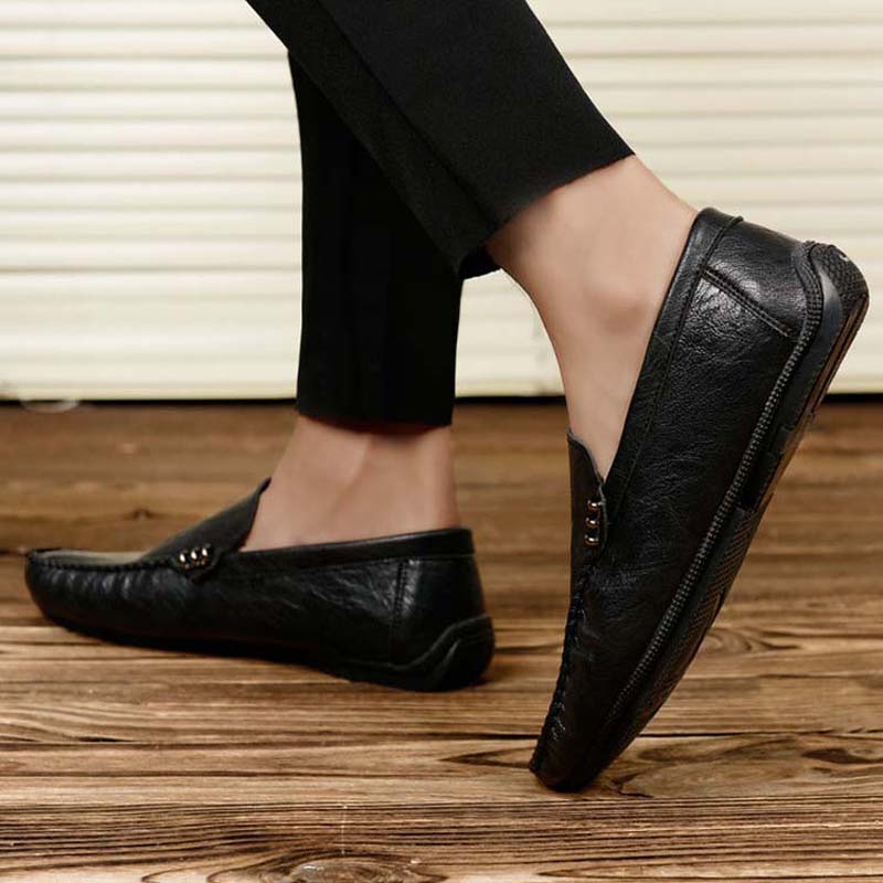 2021 New Men's Love Soft Sole Casual Trend Young Men's Leather Shoes