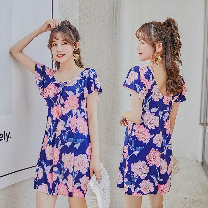 Ladies One-Piece Large Size Swimsuit Covering Belly and Thinning Loose Skirt One-Piece Swimsuit Vacation Beach Swimming Swimsuit Ladies Skirt Swimsuit