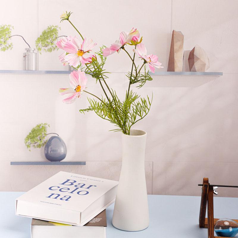 High-end Artificial Flowers Fake Flowers Cosmos Small Daisies Desktop Living Room Plastic Bouquet Decoration Table Home Decoration