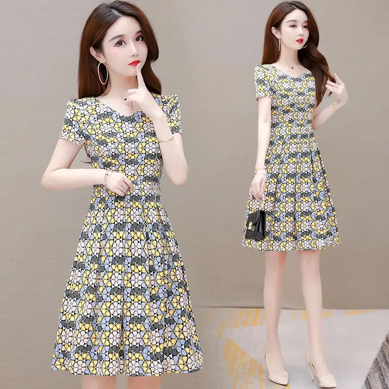 Women's Summer Print Mid-Length Dress Large Size Loose V-Neck A-Line Skirt