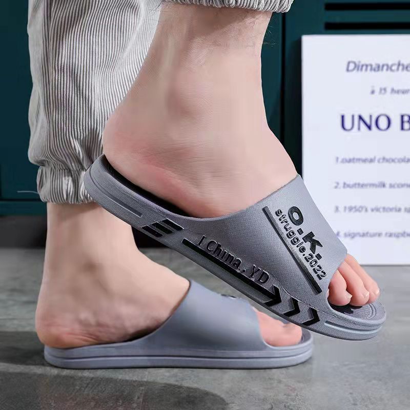 Men's Slippers Summer Home Soft Bottom Non-slip Bathroom Slippers Go Out Personality Flip Flops