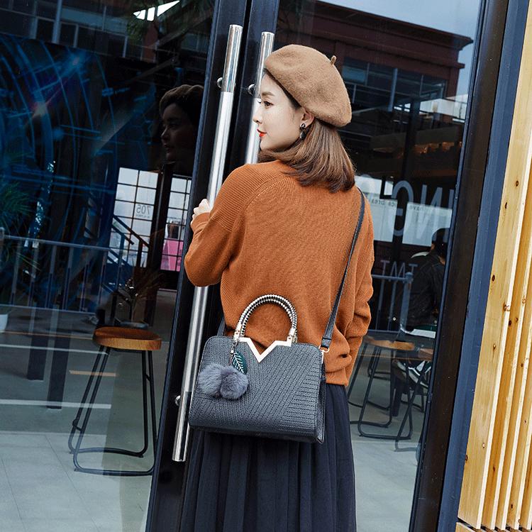 Shoulder Handbag Trendy wild Patent leather bag Big capacity Woman bag European and American style