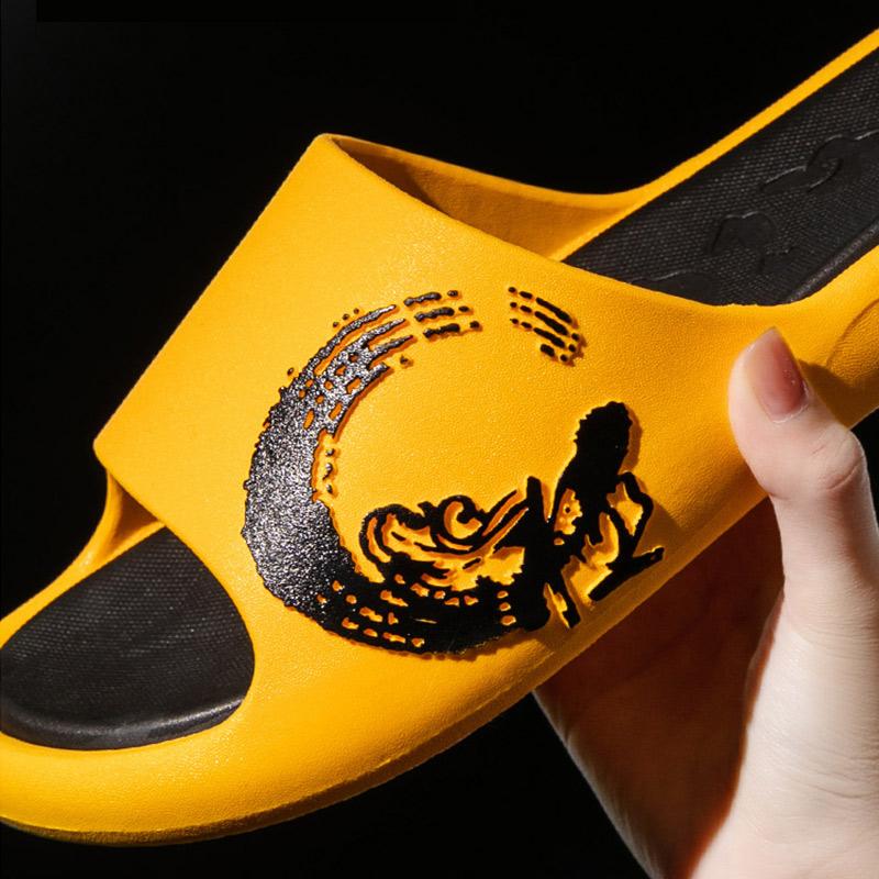 Men's Summer Slippers Fashion Outer Wear Outdoor Trend Home Sandals and Slippers Men's Beach Shoes