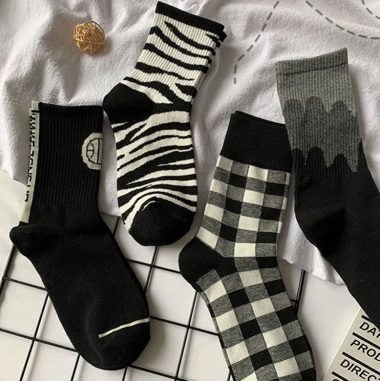 Women's Retro Check Pattern Socks Winter College Style All-match Long Socks Two Pairs