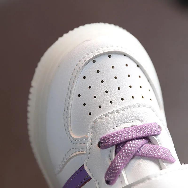 Kids Shoes with Light Boys Sneakers Spring Autumn White Lighted Fashion Girls Luminous Shoes Glowing Children Shoes