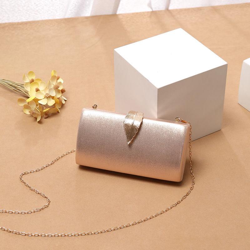 Elegance Luxury Women's Clutch Bag Chain Shoulder Bag Ladies Smooth Leather Wedding Evening Banquet Bridal Rhinestones Clutch Purse