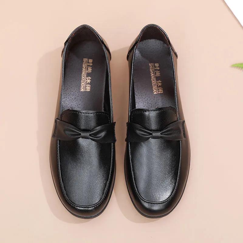 Mother's Shoes Spring and Autumn Leather Shoes Comfortable Soft Sole Non-slip Single Shoes Flat Work Shoes Comfortable Soft Leather Casual Shoes