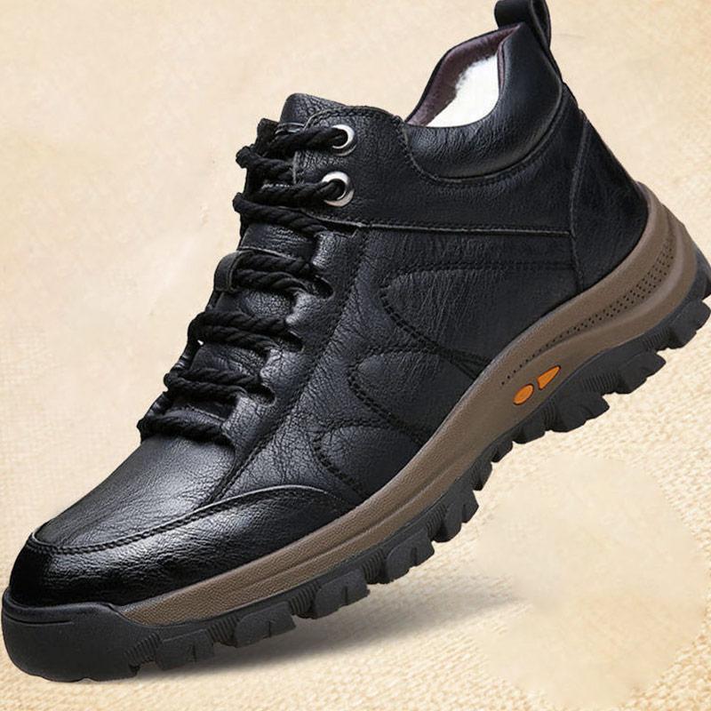 Mountaineering Men's Shoes Winter Plus Velvet Warm Outdoor Sports and Leisure Leather Boots Non-slip Travel Shoes