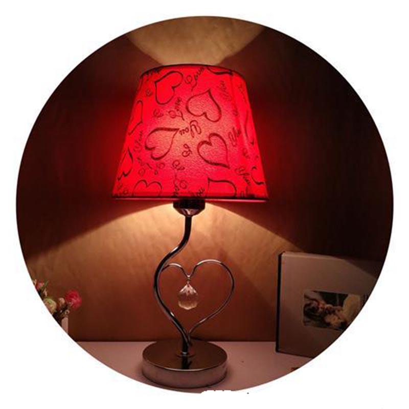 Wedding Gift Garden European Style Simple Cloth Gift Table Lamp Study Bedroom Decoration Bedside