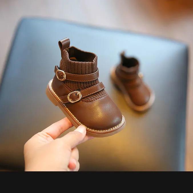 Girls' Shoes Autumn and Winter New Soft Soled Small Leather Shoes Girls' Boots Plush Women's Treasure Short Boots