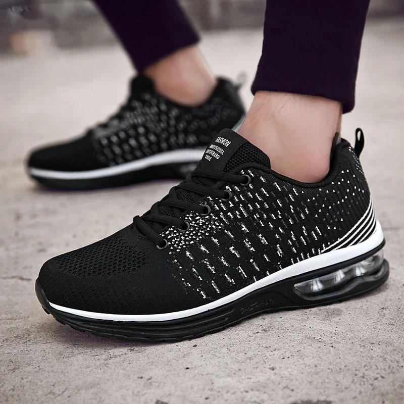 Men's Sports Shoes Running Shoes Mesh Breathable Fitness Shoes Korean Version Large Size Lightweight Outsole Non-slip Casual Shoes Men