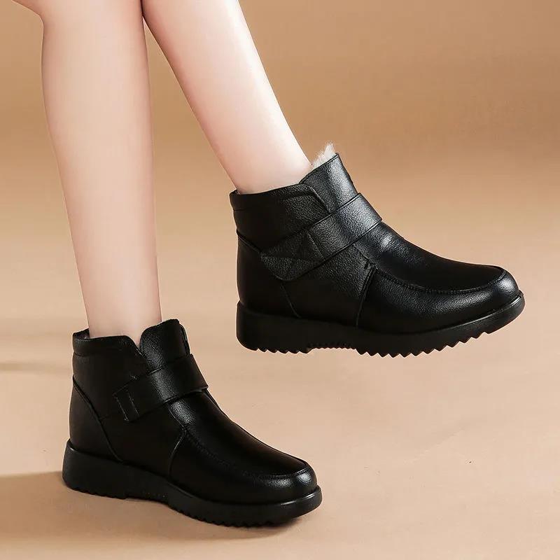 Cotton Shoes Women's Winter Short Boots Plus Velvet Padded Anti-skid Warm Old Beijing Snow Boots Leather Boots