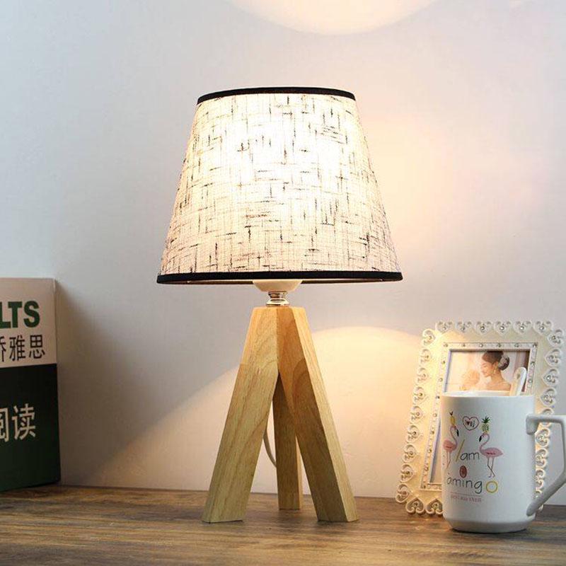 Modern Bedroom Wooden Small Table Lamp European Warm Creative Cloth Lampshade Led Bedside Lamp
