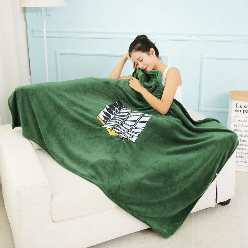 Attack on Titan Hoodie Cape Plush Blanket Anime Throw Shingeki No Kyojin Scouting Legion Cosplay Cloak Anime Blanket