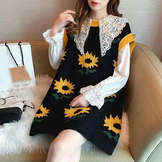 Winter Women's Knitted Vest White Lace Shirt Two-piece Set Female Large Size Sweater Vest Suit