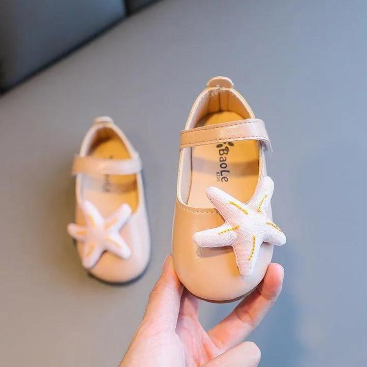 Girl's Soft Soled Cartoon Starfish Breathable Single Shoes Girls' Non Slip Solid Color Princess Shoes