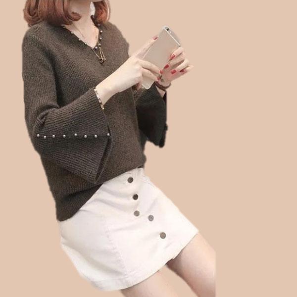 Spring and Autumn Solid Color Pullover Sweater Women's Beaded Loose Short V-neck Knitwear