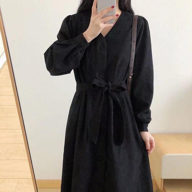Black Corduroy Dress Female Autumn Winter Retro Long-sleeved Long Section Knee-length Temperament V-neck Black Dress