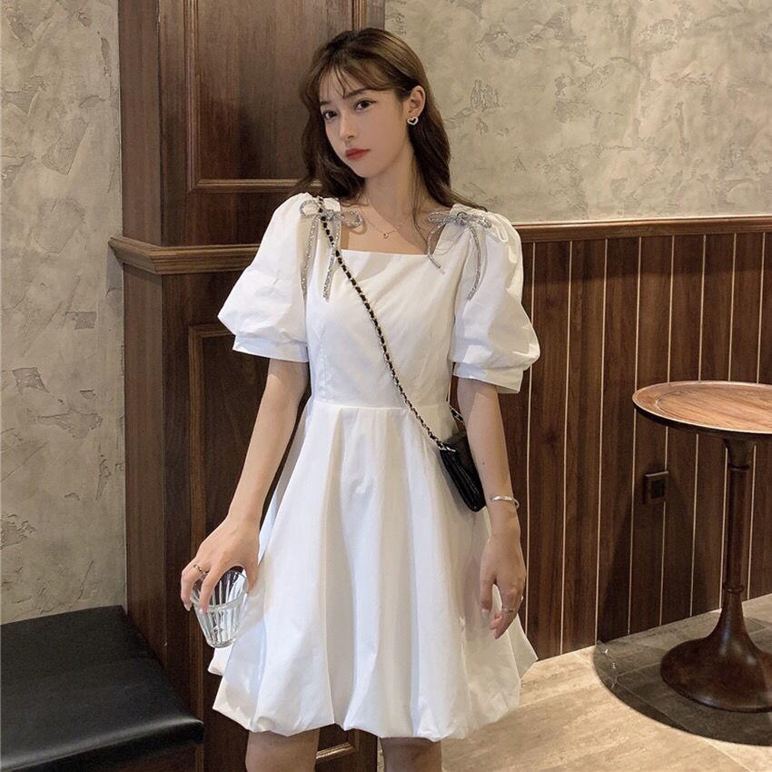 Women's Summer French Elegant Square Neck Waist Show Slim and Fresh Super Fairy Solid Color Dress