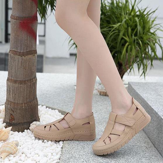 Office Ladies Spring Summer Large Size Breathable Flat Sandals Women's Autumn Solid Color Hollow Casual Leather Single Sandals