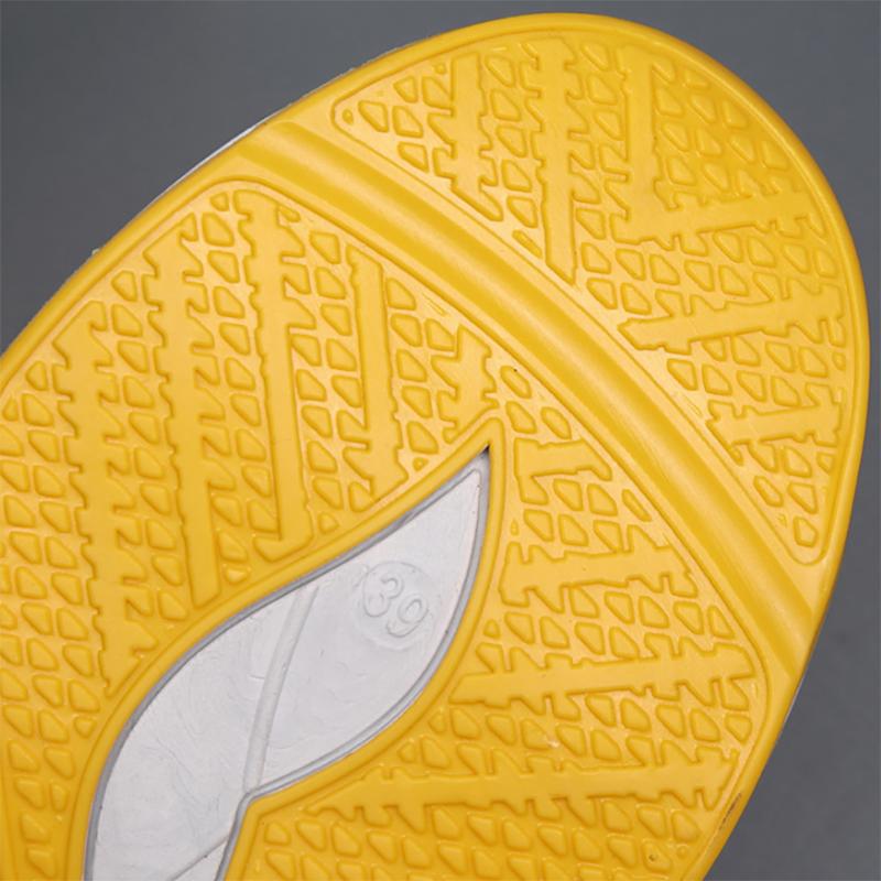 Men's Low Top Sneakers Men's Casual Shoes Trendy All-match Running Shoes Clearance Booth
