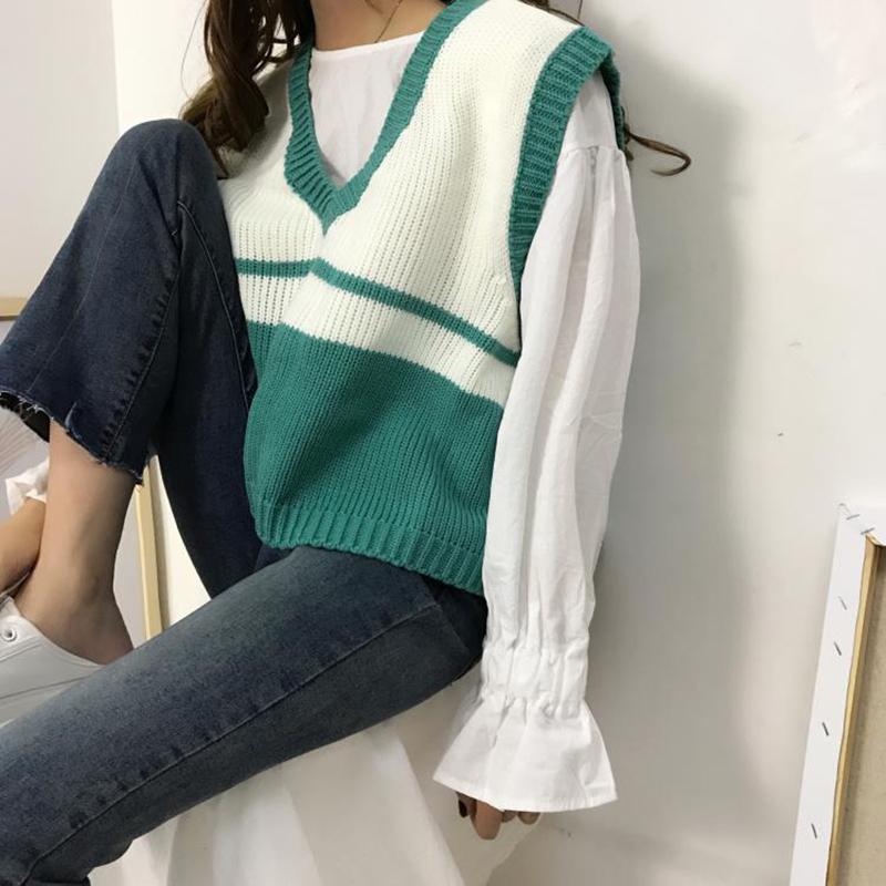 Turtleneck Vest Women's Retro V-neck Loose Striped Color Matching High Waist Short Wool Sweater Thin Sleeveless Sweater Simple Ladies Top