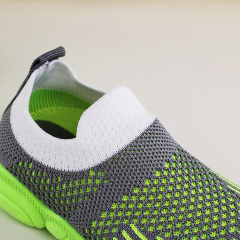 Three Colors Boys' One-step Sneakers Flying Woven Breathable Soft-soled Non-slip Casual Shoes Girls Lightweight Sneakers