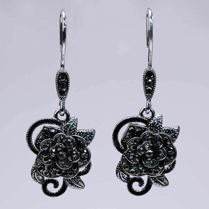 2 Kinds of Gothic Rose Shaped Black Zircon Dangle Earrings Vintage Carved Floral Hanging Earrings for Women Jewelry