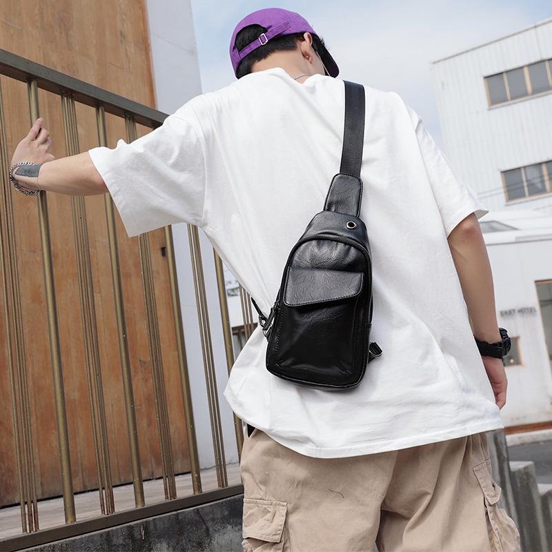 Chest Bag Men Black Multi-pocket Headphone Hole Messenger Bag Outdoor Sports Fitness Shoulder Bag