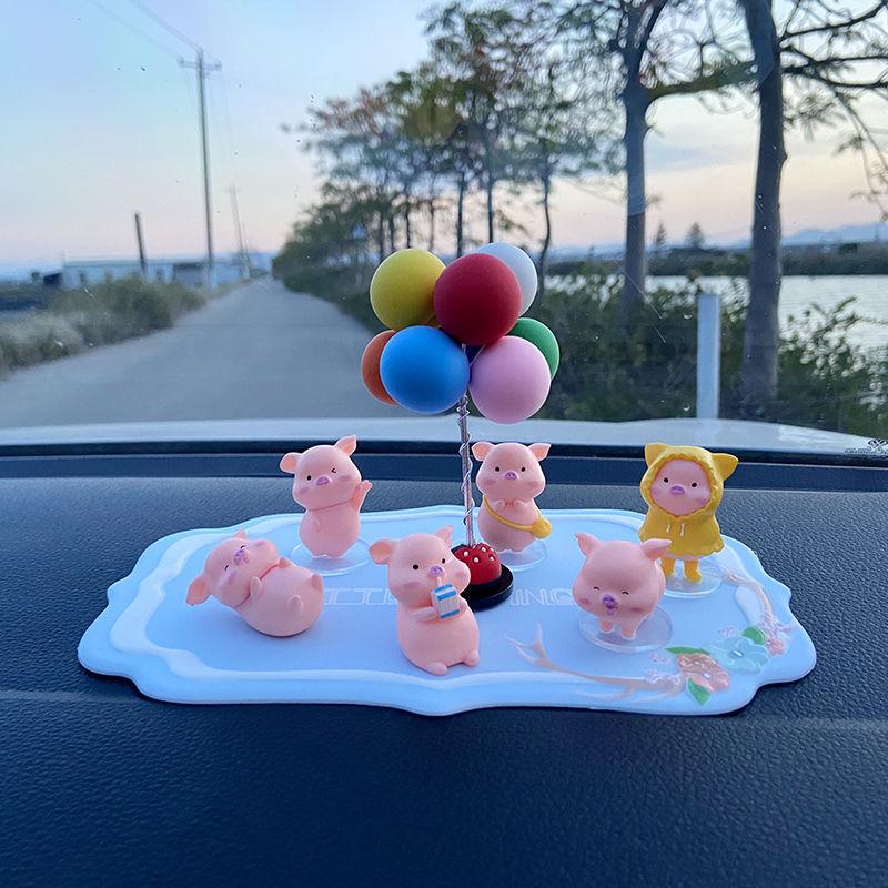 Creative Car Ornaments Car Center Console Hand-made Piggy Ornaments Toy Office Desktop Car Interior Decoration Supplies