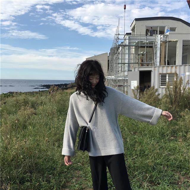 Autumn and Winter College Style Solid Color Sweater Female Students Sweet and Loose Round Neck Pullover Sweater Coat Sweater