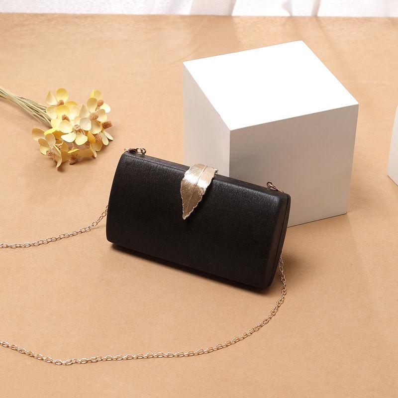 Elegance Luxury Women's Clutch Bag Chain Shoulder Bag Ladies Smooth Leather Wedding Evening Banquet Bridal Rhinestones Clutch Purse