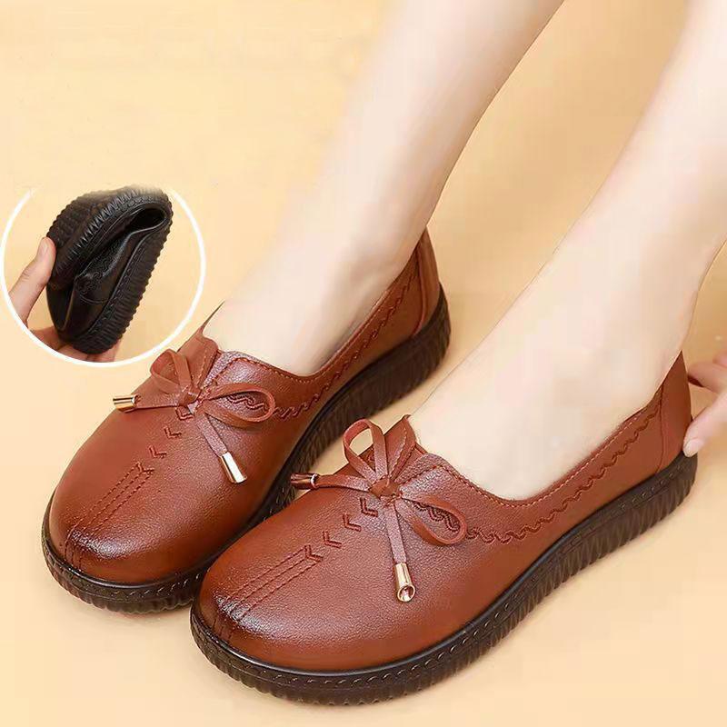 Mother's Shoes Soft-soled Leather Shoes Spring and Autumn Leather Comfortable Women's Single Shoes Non-slip Casual Shoes Ladies Flat Shoes