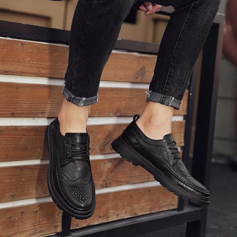 Summer Men's Business Casual Leather Shoes Non-slip Sole Brogue Shoes