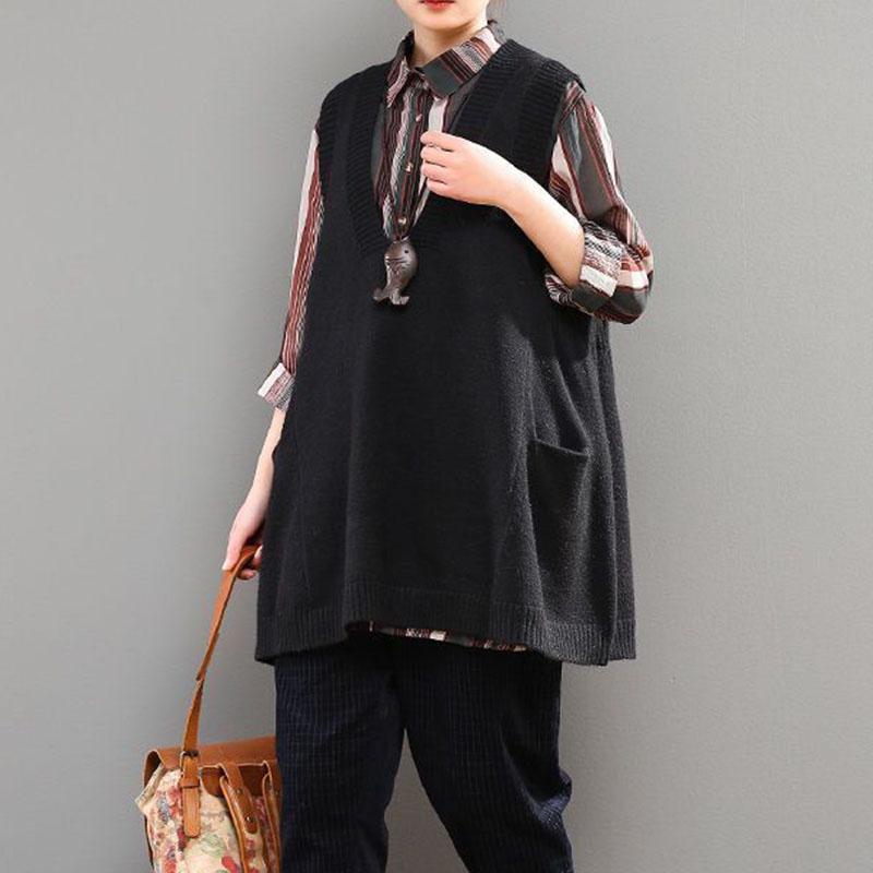 Spring and Autumn Loose College Style Sweater Casual V-neck Knitted Vest Simple and Versatile Female Sweater